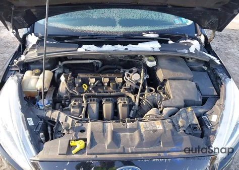 2017 Ford Focus Se z USA, uszkodzony, nr VIN 1FADP3K25HL227357